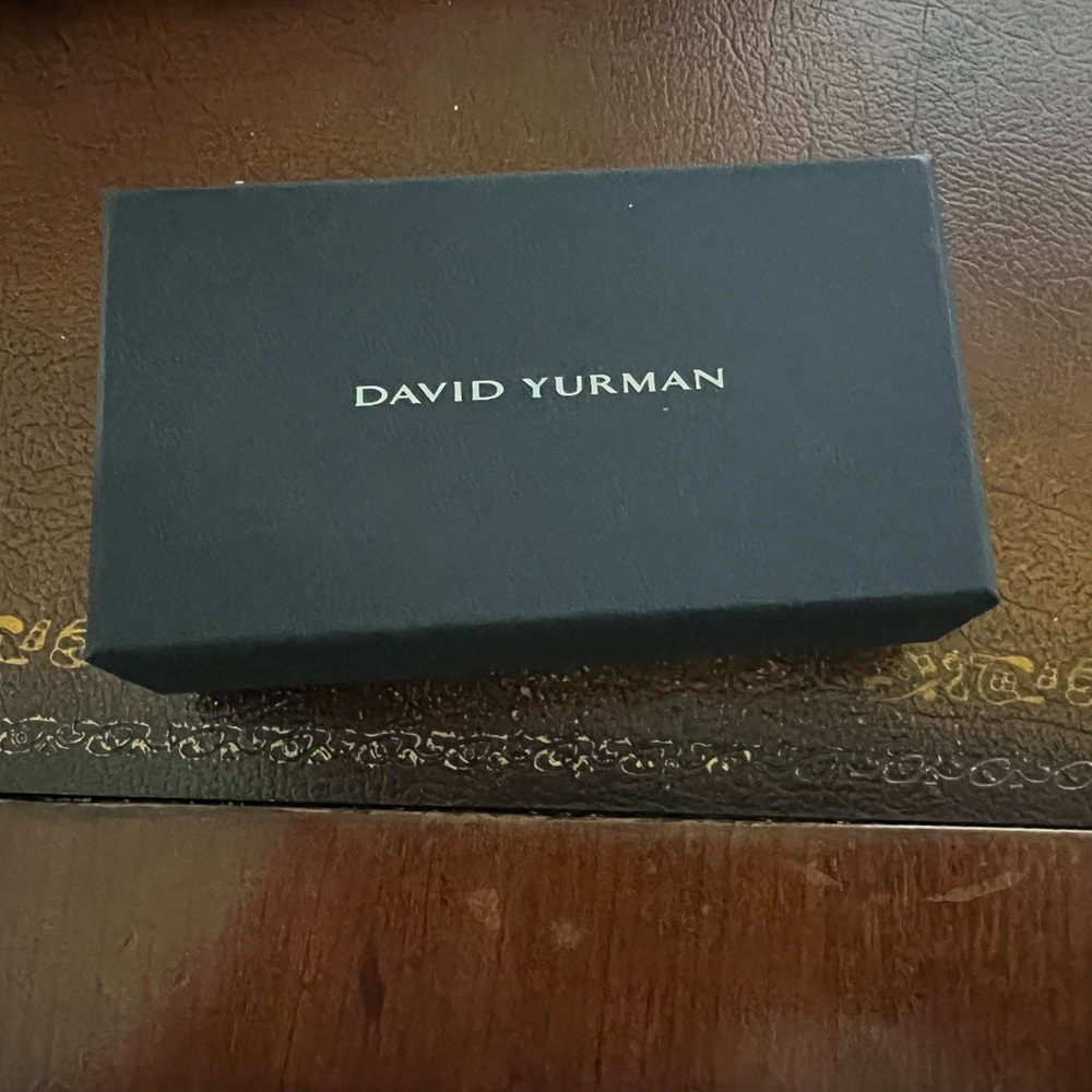 David Yurman gray  Jewelry Box